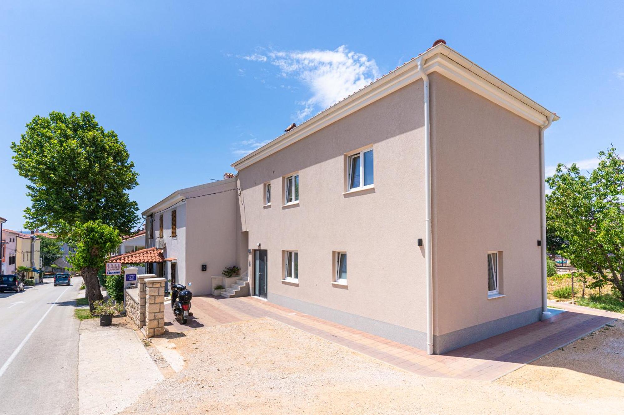 New 4 Star Apartment M&A In Town Cres Exterior foto